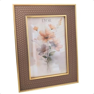 Imagem de Porta Retrato Decorativo de MDF Texturizado 10x15cm Moldura Metalizada Dourada com Vidro para Foto (Bege)