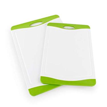 Imagem de Neoflam Conjunto de tábuas de corte de plástico de 2 peças, proteção Microban, livre de manchas e odores, extra grande, livre de BPA, sulco de suco, antiderrapante, seguro para lava-louças, cabo fácil de segurar, branco e verde