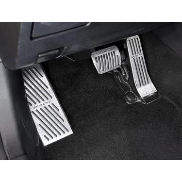 Imagem de GZBFTDH Almofada de pedal acelerador para pé esquerdo do carro, para Mazda 2020 Mazda 3 cx30 2020-2022 Acessórios Auto Antiderrapante Freio Gas Pads Alumínio Tampa descanso para Auto Peças