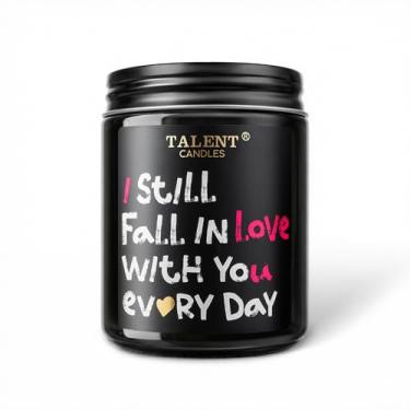 Imagem de Vela perfumada romântica dos namorados - Cera de soja natural em frasco com fragrância noturna quente para decoração de casa, quarto, sala de estar. Design de mensagem sincera, 240 g, tempo de queima