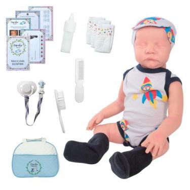 Imagem de Bebê Careca Olhos Fechados Bolsa Completa e Roupinha Avião - Cegonha R