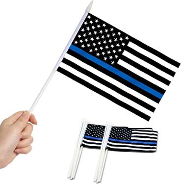 Imagem de Anley Thin Blue Line EUA Minibandeira 12 Pack - Miniatura pequena de mão em homenagem aos agentes da lei Bandeiras na vara - Resistente ao desbotamento e cores vívidas - 5x8 polegadas com pólo sólido e topo de lança