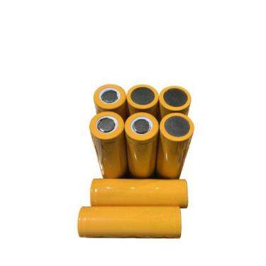Imagem de Bateria 21700 3.7V 3000mAh Li-ion Recarregável c/ Proteção para Lanter