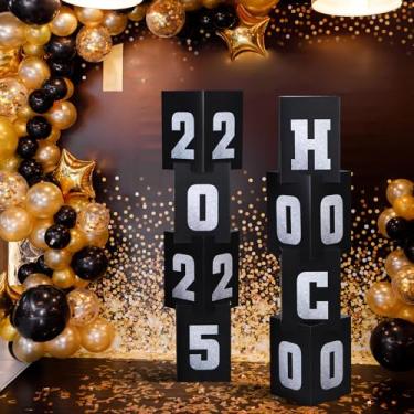 Imagem de Yalikop HOCO Placas Decorativas 2025 HOCO Coluna Foto Cabine Decoração de Festa Suprimentos Placas de Quintal Prata Decoração Noturna Ao Ar Livre Fundo com Letras Cartolina para Estudantes Festa de