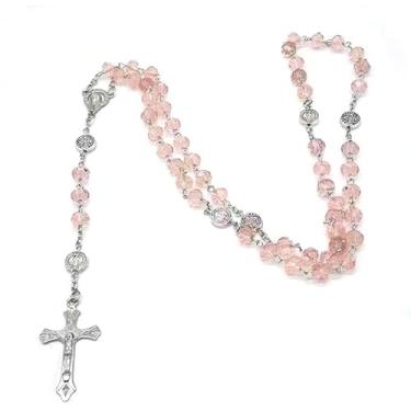 Imagem de DIAMANTIO Colar de terço católico feito à mão com contas de cristal rosa – Crucifixo prateado e medalhas