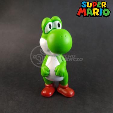 Imagem de Kit Boneco Colecion. Yoshi 10Cm + Caneca Super Mario 350Ml