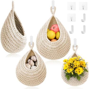 Imagem de Cestas de frutas penduradas para cozinha – Pacote com 3 cestas de pendurar na parede Boho com 6 ganchos fortes, suporte de pendurar tecido à mão cesta de produtos domésticos para frutas vegetais, batata cebola (branco)