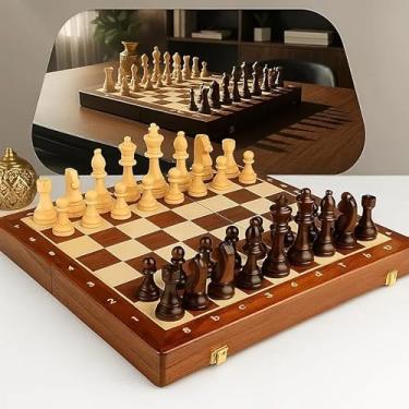 Imagem de Jogo de Xadrez Dama e Gamão Dobrável Profissional 3 Em 1– Tabuleiro Portátil com Peças em Madeira Reflorestada, Estojo Integrado e Acabamento em Verniz – Jogo Clássico de Luxo para Viagem e Treino