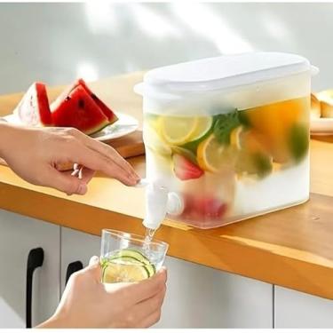 Imagem de 3L Suqueira Plástica Com tampa Para Geladeira Com Torneira Capacidade 3 Litros Para Agua Saborizada, Sucos, Refrigerantes, Água, etc. (1)