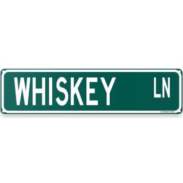 Imagem de Toothsome Studios Placa de Rua Engraçada Whiskey Ln Bar 16" X 4" Home Man Cave Pub Decor (Whiskeyln)