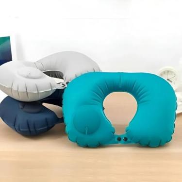 Imagem de Travesseiro de Pescoço Inflável Ergonômico, Formato U, Revestimento Aveludado, Cinza, Portátil, com Válvula Prática e Fecho Frontal, 30x30x12cm