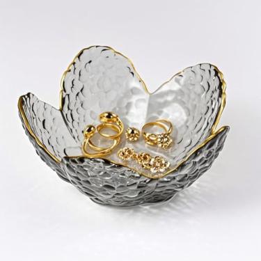 Imagem de BROSEBEAQ Bandeja de joias pequena para mulheres, bandeja de joias de vidro, travessa, anel de flor, presente de noivado, suporte de anel de cristal, prato de joias de vaidade, tigela de joias para