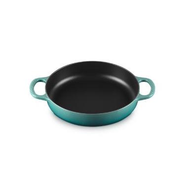 Imagem de PANELA REDONDA LE CREUSET EVERYDAY SIGNATURE 28CM EM FERRO FUNDIDO BLEU RIVIERA 2033128...
