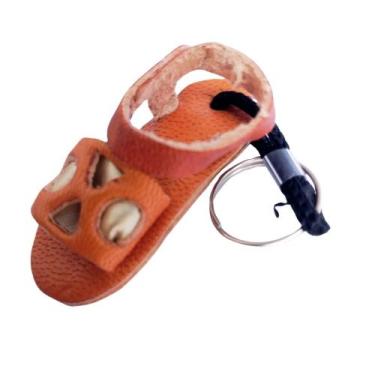 Imagem de Chaveiros Chapéu de Couro Artesanais Exclusivos  Dê um Toque Especial 