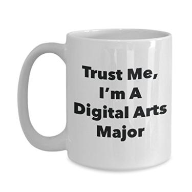 Imagem de Trust Me, I'm A Digital Arts Major Caneca - Caneca de café divertida - Lindas ideias de presentes de formatura para amigos e colegas de classe (425 g)