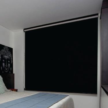 Imagem de Persiana Rolo Blackout Pinpoint Preta - 1,80m X 1,50m