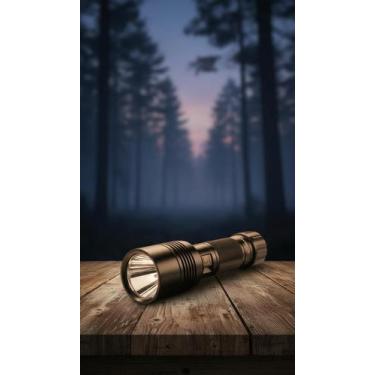 Imagem de Lanterna Tática LED P90 Recarregável Longo Alcance - Congratulations S