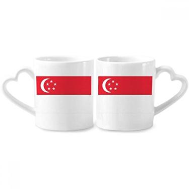Imagem de Conjunto de canecas de porcelana para casal, bandeira nacional de Singapura, xícara de cerâmica para amantes de coração