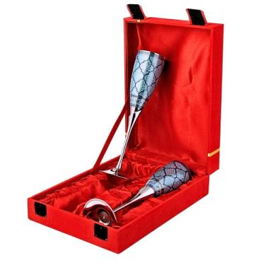 Imagem de Professional Handicrafts Taça de vinho azul cálice de latão, cálice de champanhe de metal gravado, presente para casais recém-casados ocasiões especiais - conjunto de 2