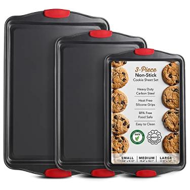 Imagem de Conjunto de assadeiras, conjunto de 3 folhas de biscoito com alças de silicone, conjunto de assadeiras de aço, assadeiras duráveis para forno, folhas de biscoito sem BPA para assar, conjunto