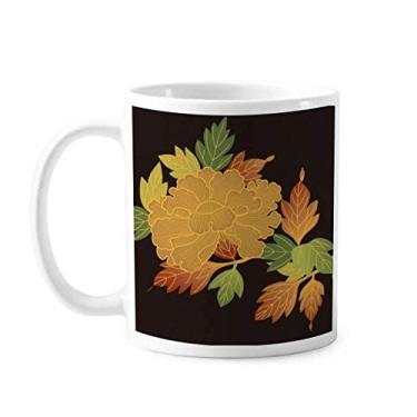 Imagem de Caneca de cerâmica marrom preta da cultura japonesa, copo de porcelana de café