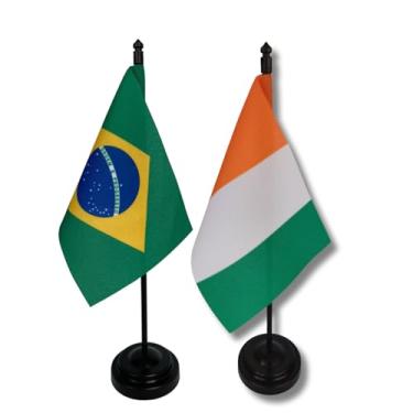 Imagem de Kit Bandeira de Mesa Brasil e Costa do Marfim, 26cm Altura, 18x11cm, Tecido Oxford, Base Plástica, Decoração para Escritório e Eventos