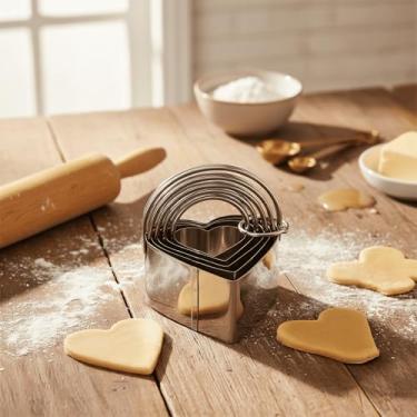 Imagem de Conjunto de cortadores de biscoito de coração com alça, 5 peças, ferramentas profissionais de massa de aço inoxidável para bolos