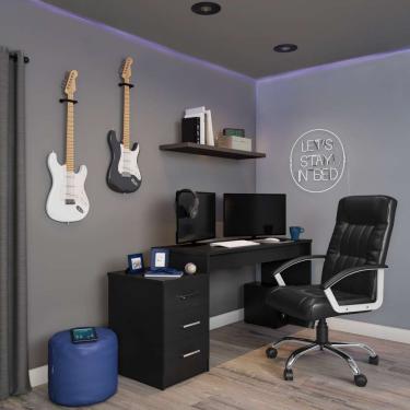 Imagem de Cadeira de Escritório Presidente Giratória Mindy Preta