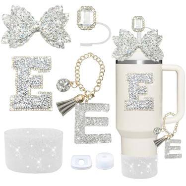 Imagem de Conjunto de acessórios para copos Stanley de prata, 7 peças, decorações de iniciais para Stanley Cup 850 g/1,134 g, inclui tampa de canudo de joia, tampa à prova de derramamento, pingente de alça
