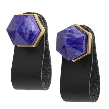 Imagem de SUNYIK Pacote de 2 maçanetas hexagonais para armário de ponta de cristal com parafusos de pedra polida puxador de gaveta puxadores decorativos com pingente de couro preto, quartzo de fundição azul