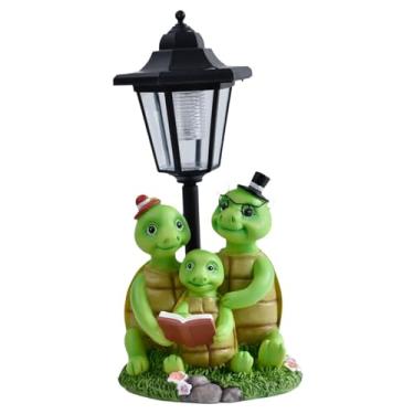 Imagem de IEUDNS Estátua de sapo de jardim com iluminação solar, ornamento realista, escultura para pátio, área interna e externa, porta da frente e quintal