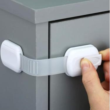 Imagem de Pacote com 4 tiras de plástico ajustáveis com trava de gaveta, design anti-beliscar de liberação rápida para armários, gavetas e eletrodomésticos, 4