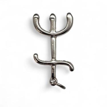 Imagem de Kit 12 Pingente PombaGira Tridente Liso Prata Proteção 3 cm