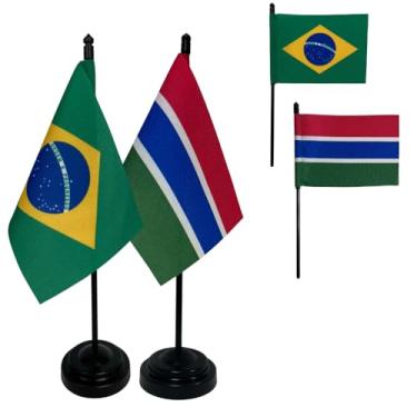 Imagem de Kit Bandeiras de Mesa Brasil e Gâmbia, Base e Haste em Plástico Preto, Tecido Oxford, Uma Face