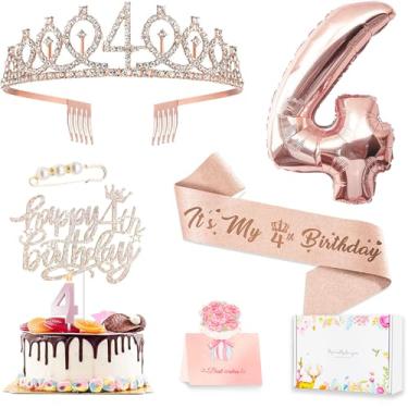 Imagem de Decorações de 4 anos para meninas, incluindo topo de bolo de aniversário de 4 anos, faixa rainha com pino de pérola, coroa de tiara de strass doce, conjunto de velas e balões numéricos, ouro rosa