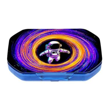 Imagem de Caixa de comprimidos pequena com 6 compartimentos, astronauta de buraco preto, impermeável, durável, organizador de pílulas de viagem, diário, portátil, suplementos de óleo de peixe e vitaminas