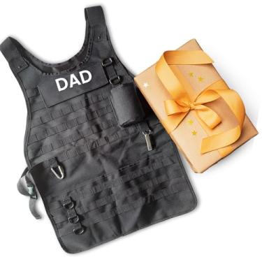 Imagem de Avental tático Caliber Gourmet para acampamento ao ar livre, durável, com abridor de garrafa, bolsos e mosquetão reutilizável, preto. Avental tático para churrasco para churrasqueira mestre churrasqueira