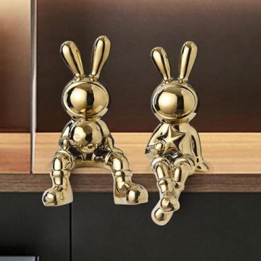 Imagem de Gold Astronaut Bunny Figurine Home Decor, Ceramic Rabbit Astronaut Statue Sculpture Collectible Ornament for Desktop Cabinet Bookshelf Office Living Room (Gold)