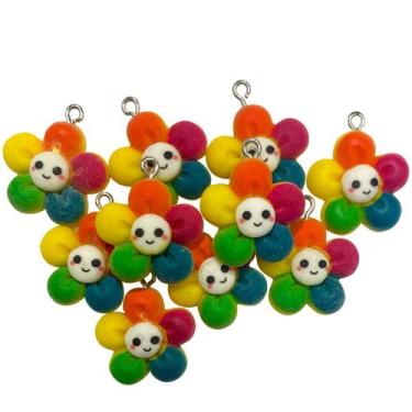 Imagem de 20 Pingentes de florzinha em resina 16mm para criar pulseiras - ADB AC