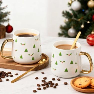 Imagem de Potchen Conjunto de 2 peças de canecas de Natal para pais casais, xícara de café com alça dourada e colher, chá de cerâmica de Natal de 293 ml, xícaras de cacau quente, presente para decoração de