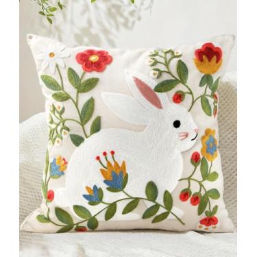 Imagem de Kokaaee Capa de almofada bordada 45,7 x 45,7 cm - Capa de almofada decorativa de animais com zíper para sofá sofá quarto sala de estar, fronha de almofada de coelho floral