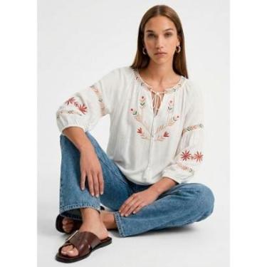 Imagem de Blusa Branca Bordada Boho Sob em Viscose Manga 3/4-Feminino