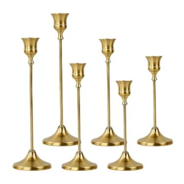 Imagem de 2 conjuntos (6 peças) de castiçais, castiçais cônicos de metal dourado de latão, suportes de castiçal decorativos modernos vintage para mesa de cornija de casamento, presente de inauguração de casa