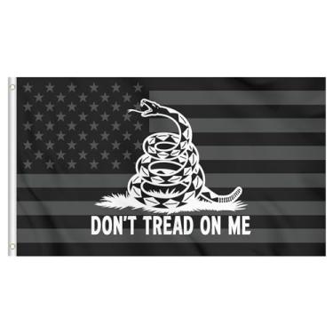 Imagem de Bandeira preta americana Don't Tread on Me Premium 3x5 - dupla face, resistente, 3 camadas, cores vivas, costura dupla, com ilhós de latão - ideal para uso externo e interno (estilo clássico americano