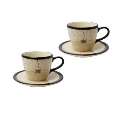 Imagem de Xícaras de café e chá em formato de coração, com design requintado em cerâmica e pires.(2 Unidades)