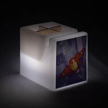 Imagem de Organizador de Mesa Iluminado Homem de Ferro Marvel - Desembrulha