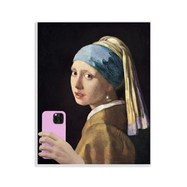 Imagem de Stupell Industries Arte engraçada de placa de parede menina com telefone rosa, design por Masters Redux, 14 x 11