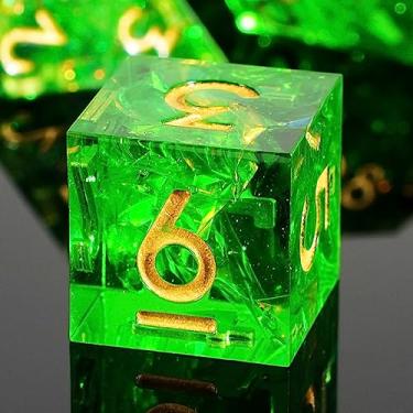 Imagem de DND Dice Set Sharp Edge Dice Set 7 Piece DND polyhedral Dice Numbers with Gold Leaf Exquisite Tin Box Packaging,Ideal for Dungeons & Dragons RPG and Board Games(Green Gold)