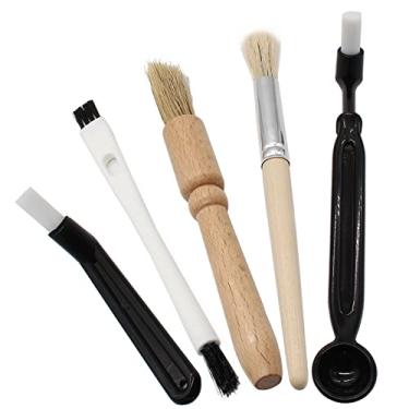 Imagem de Kyuionty Escova de limpeza de moedor de café, kit de escova para máquina de café expresso, cabo de madeira e cerdas naturais, conjunto de pincéis de café expresso com colher para ferramenta de café de