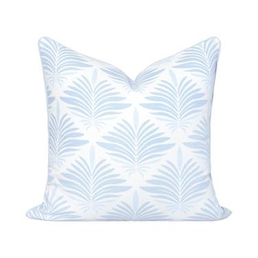 Imagem de Hofdeco Premium Capa de almofada Grandmillennial Coastal Hampton Patio para ambientes internos e externos, 50,8 cm x 50,8 cm, repelente de água para quintal, sofá, piscina, estampa azul bebê folhas